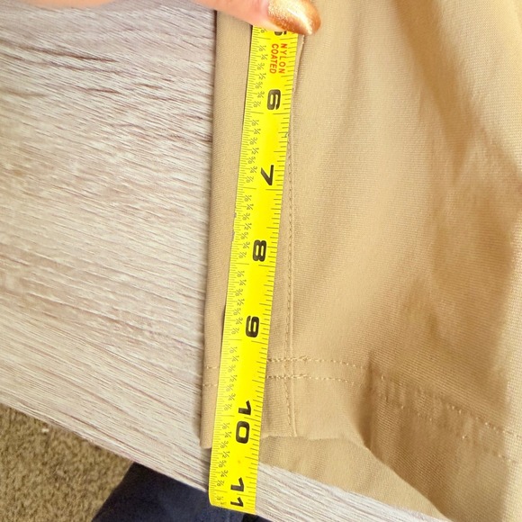 Lululemon Mens Shorts Khaki Tan‎ Utility Zip Pocket Athletic Size 31 - Picture 6 of 7